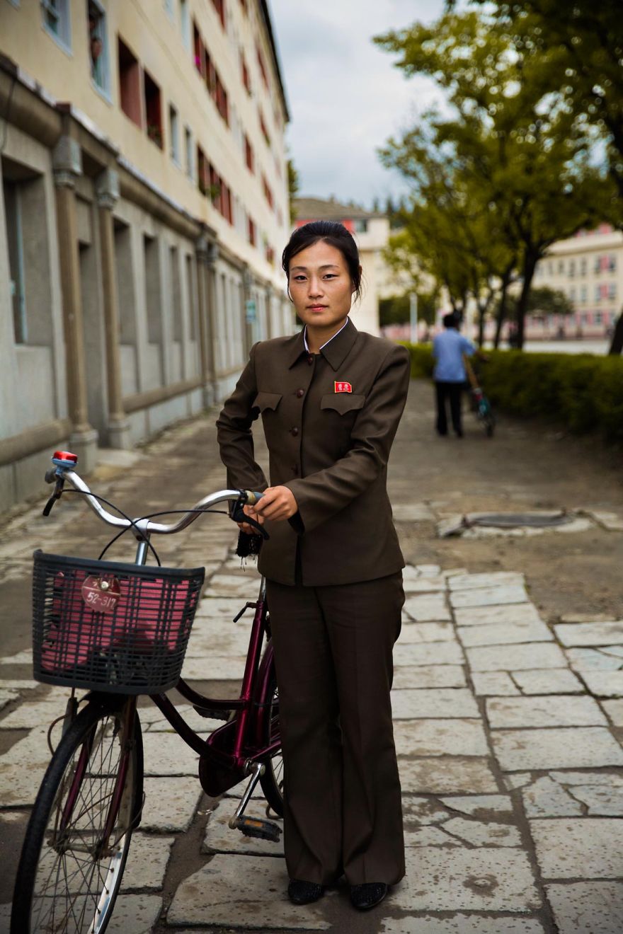 I Photographed Women In North Korea To Show That Beauty Is Everywhere