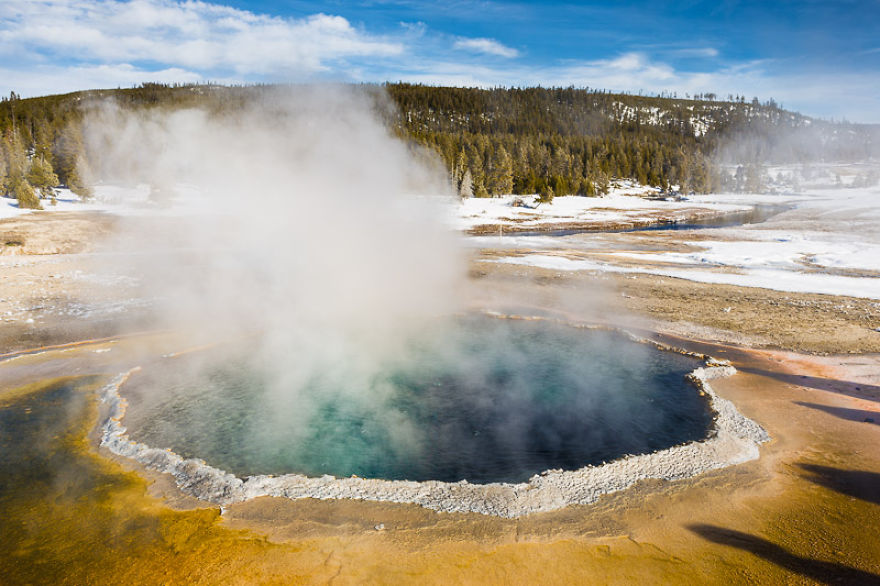 Yellowstone National Park Is The Harshest Place In Winter, Yet Also The Most Beautiful