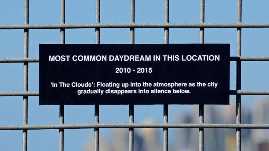Artist Leaves Funny Signs Around City For People To Find