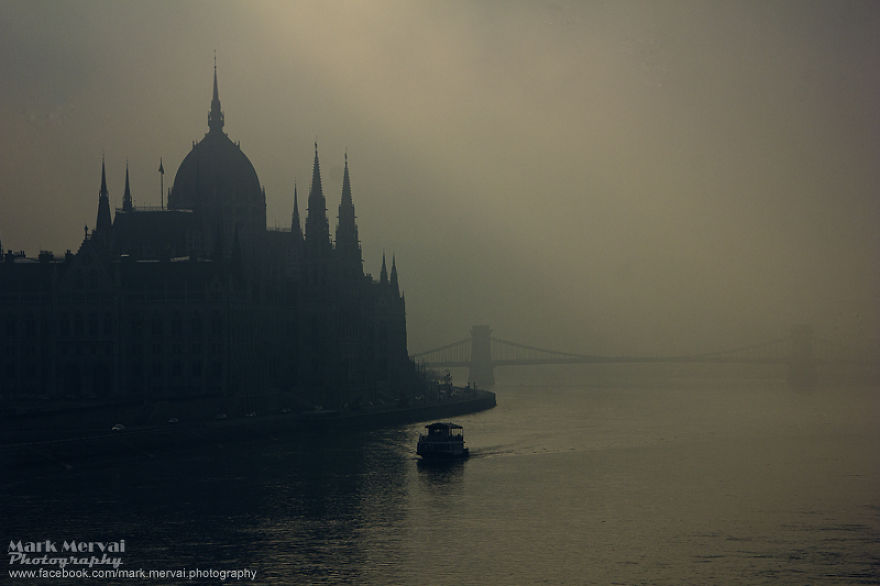I Hunt For Fog To Capture Apocalyptic Photos Of Cities