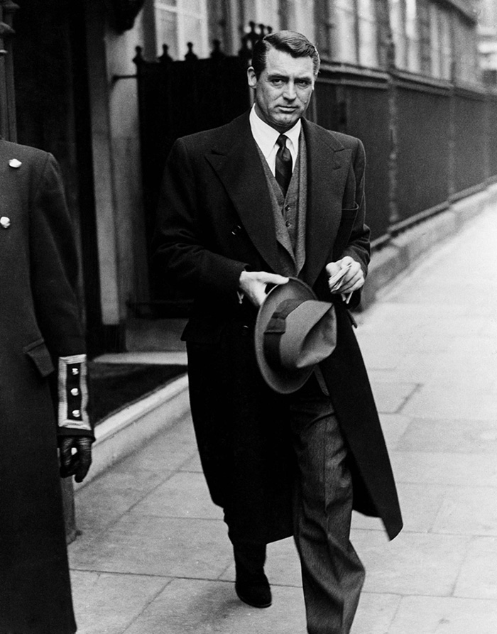 Cary Grant Stops In London On His Way Home To Bristol To Visit His Mother (1946)
