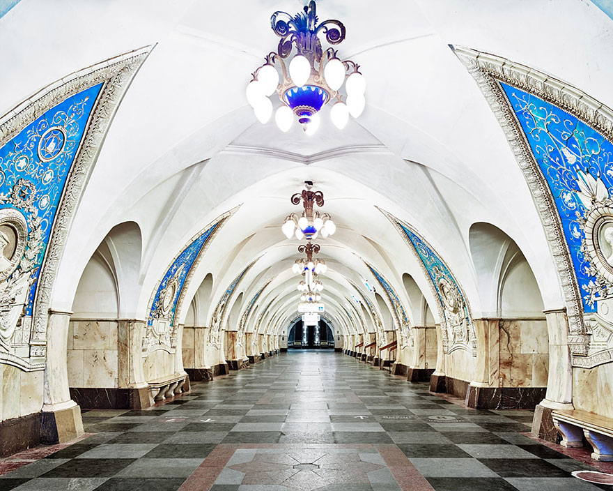 모스크바 지하철 역 건축 러시아 밝은 미래 데이비드 burdeny-1