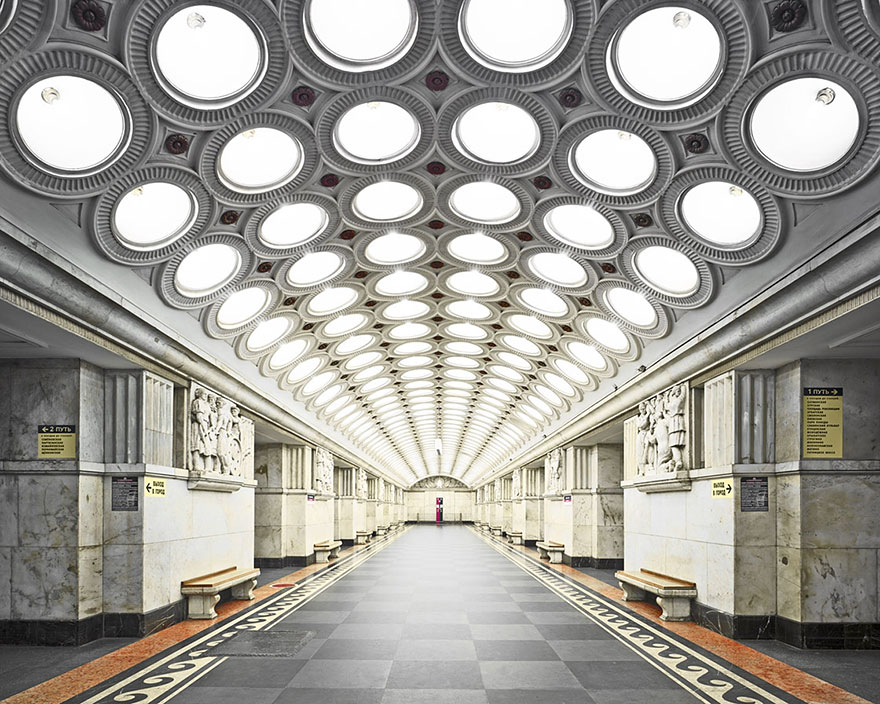 모스크바 지하철 역 건축 러시아 밝은 미래 데이비드 burdeny-6
