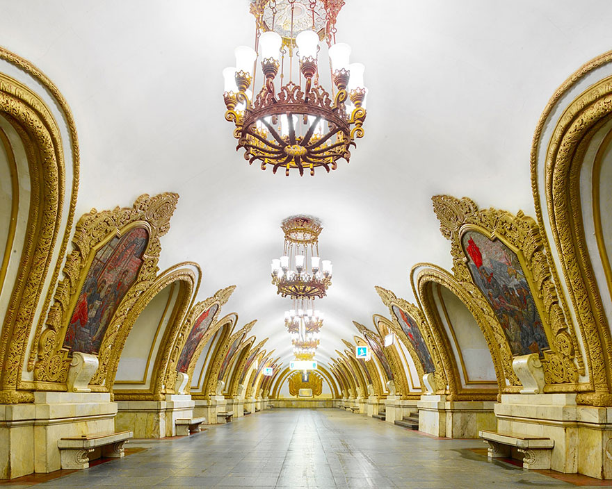 모스크바 지하철 역 건축 러시아 밝은 미래 데이비드 burdeny-8