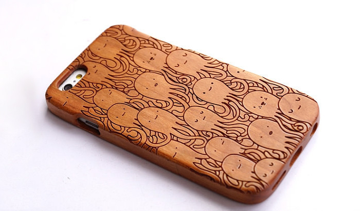 Octopus Wood Iphone