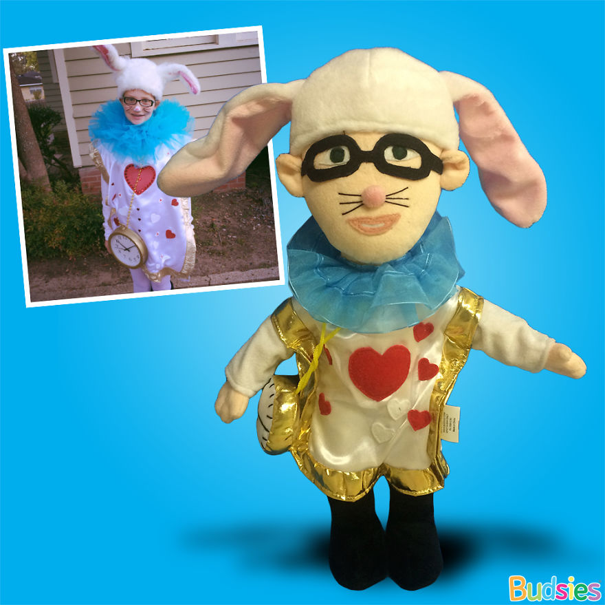This Toy Company Will Turn Your Halloween Selfies Into An Awesome Stuffed Animal!