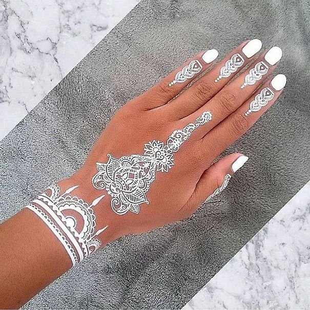 Stunning White Henna-Inspired Tattoos That Look Like Elegant Lace | Bored  Panda