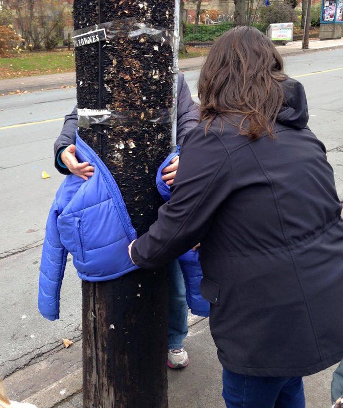 These Kids In Canada Tied Coats To Street Poles To Help Homeless Prepare For Winter