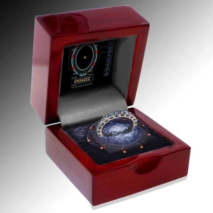 Stargate Ring And Box