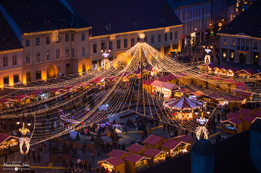 I Captured The Atmosphere Of The Christmas Market In Sibiu, Romania