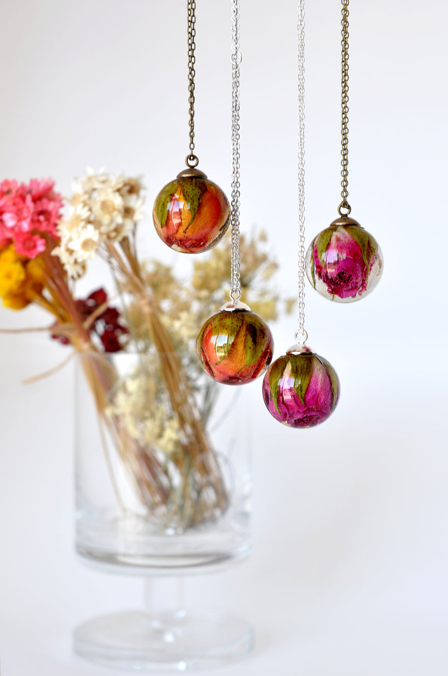 I Create Resin Jewelry With Real Dried Flowers | Bored Panda