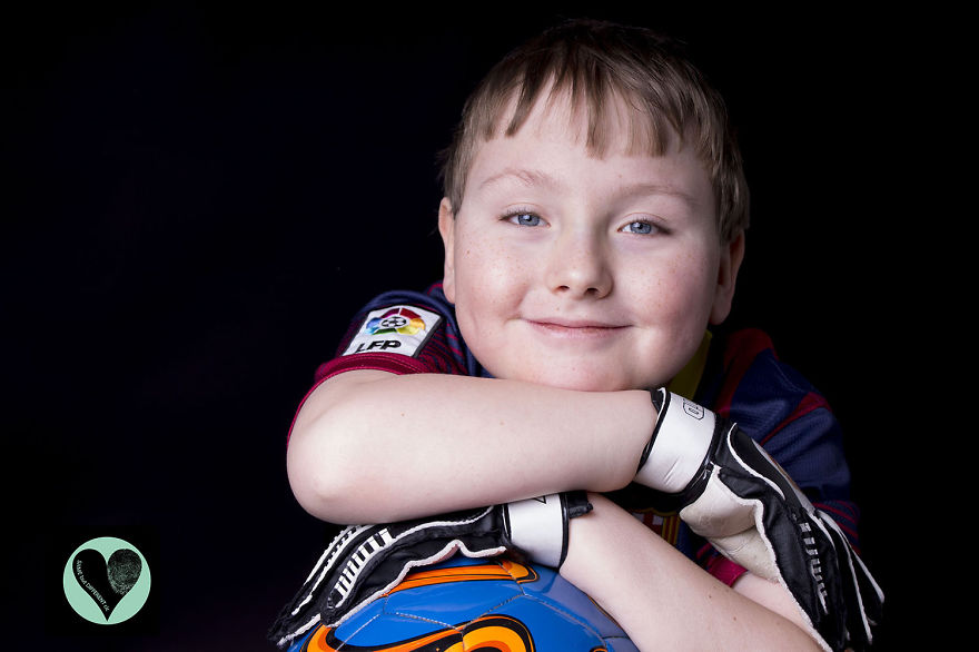 I Photograph Children With Rare Diseases To Encourage ...