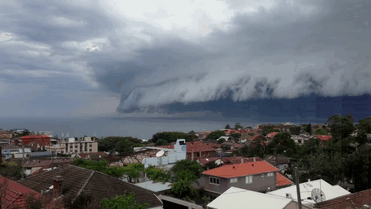 massive-cloud-tsunami-sydney-australia-gif-1