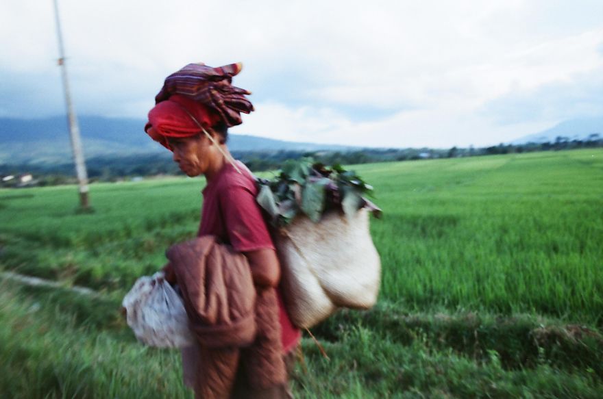 I Captured Life In A Remote Village In Indonesia