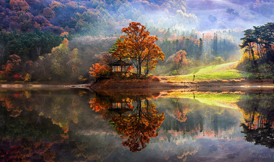 Stunning Reflected Landscapes Capture The Beauty Of South Korea