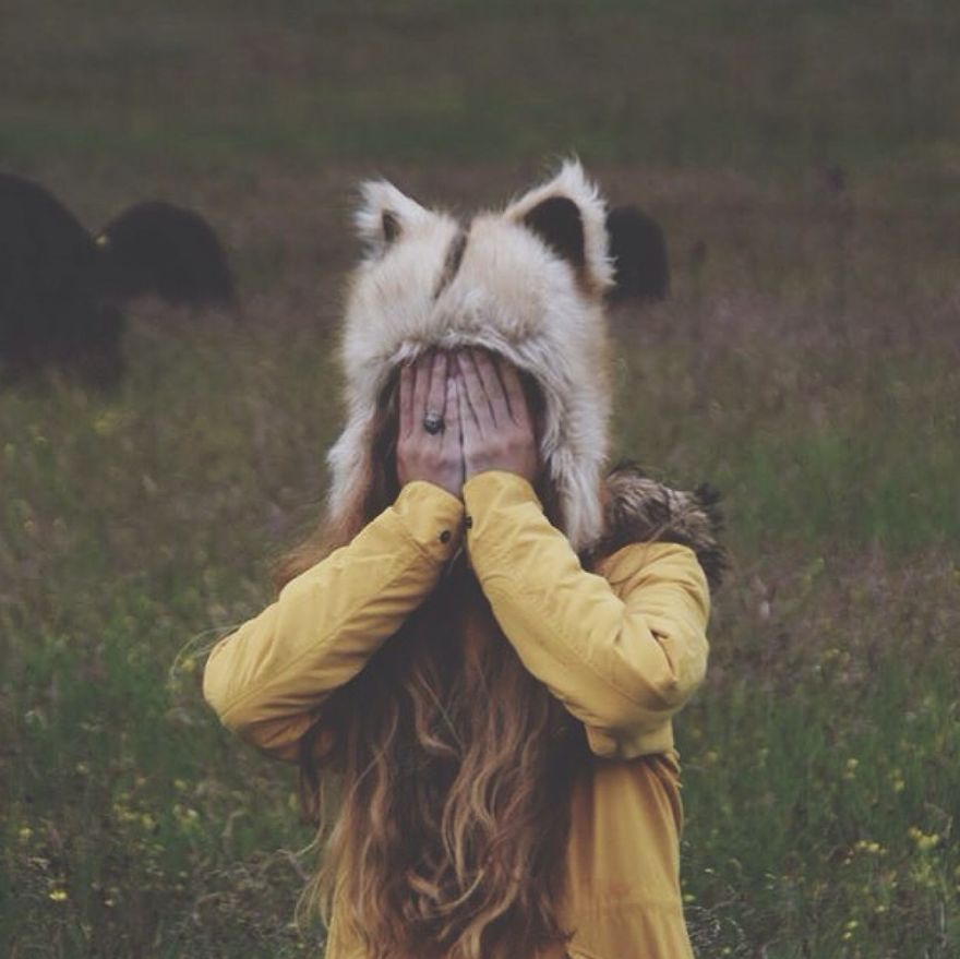 Sisters From Norway Creates Photos Inspired By Music And Photography And Put Them On Instagram