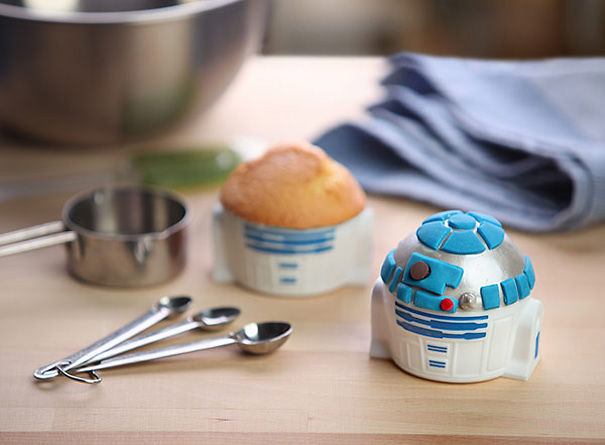 R2-D2 Cupcake Pan