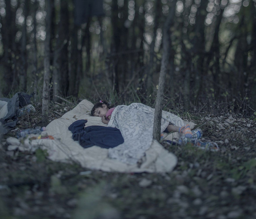 where-children-sleep-syrian-refugee-crisis-photography-magnus-wennman-14