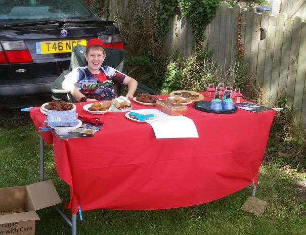 My 12 Year Old Son Ran A Cake Stall To Raise Money For Cancer Research. He Raised £79.