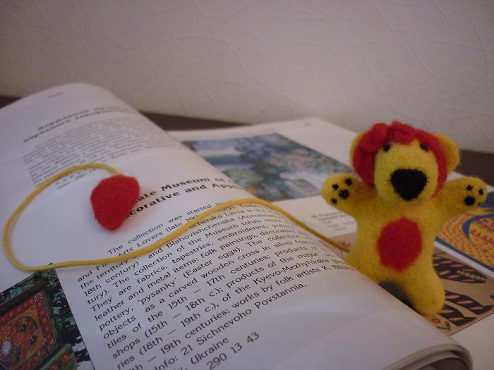 Needle Felted Bookmark From "olessia's Wool Pets" (olessiawoolpets.etsy.com)