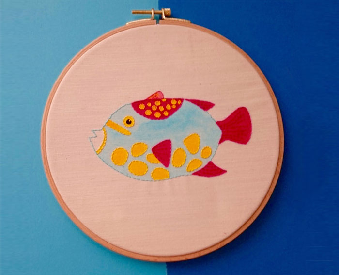 I Make Modern Embroidery Pieces That Show Animals In All Their Colors