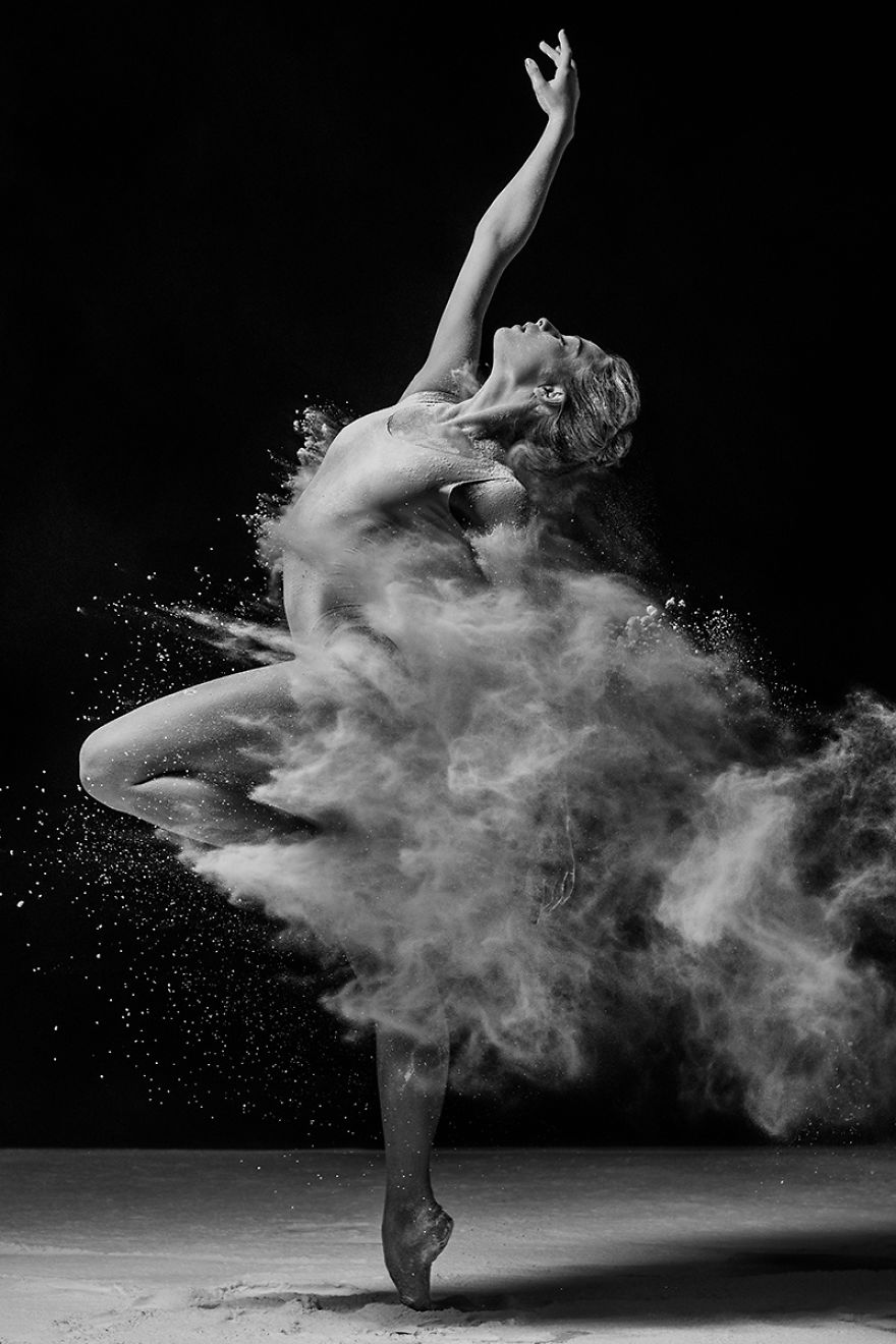 dancing-in-flour-6__880.jpg