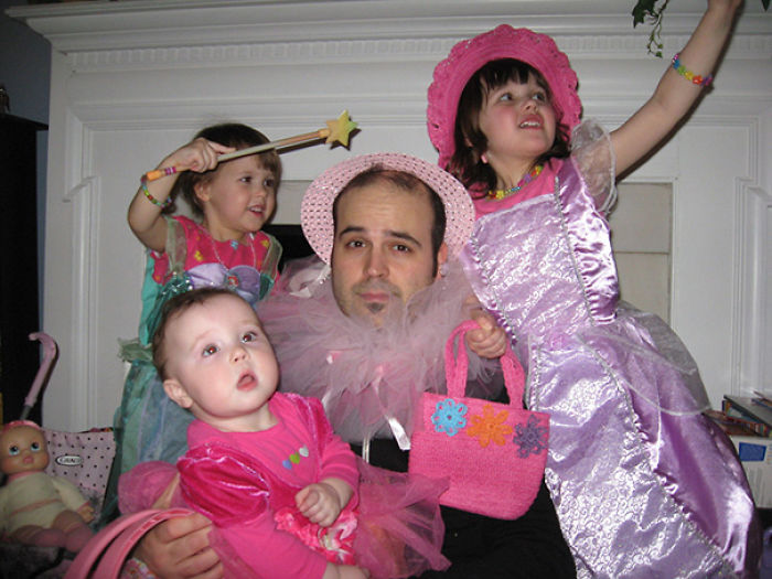 Surrounded By Daughters