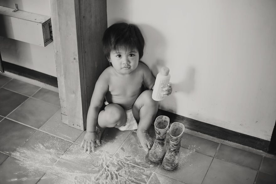 I Capture My Son's Day To Day Moments To Show How The Mundane Can Be Magical