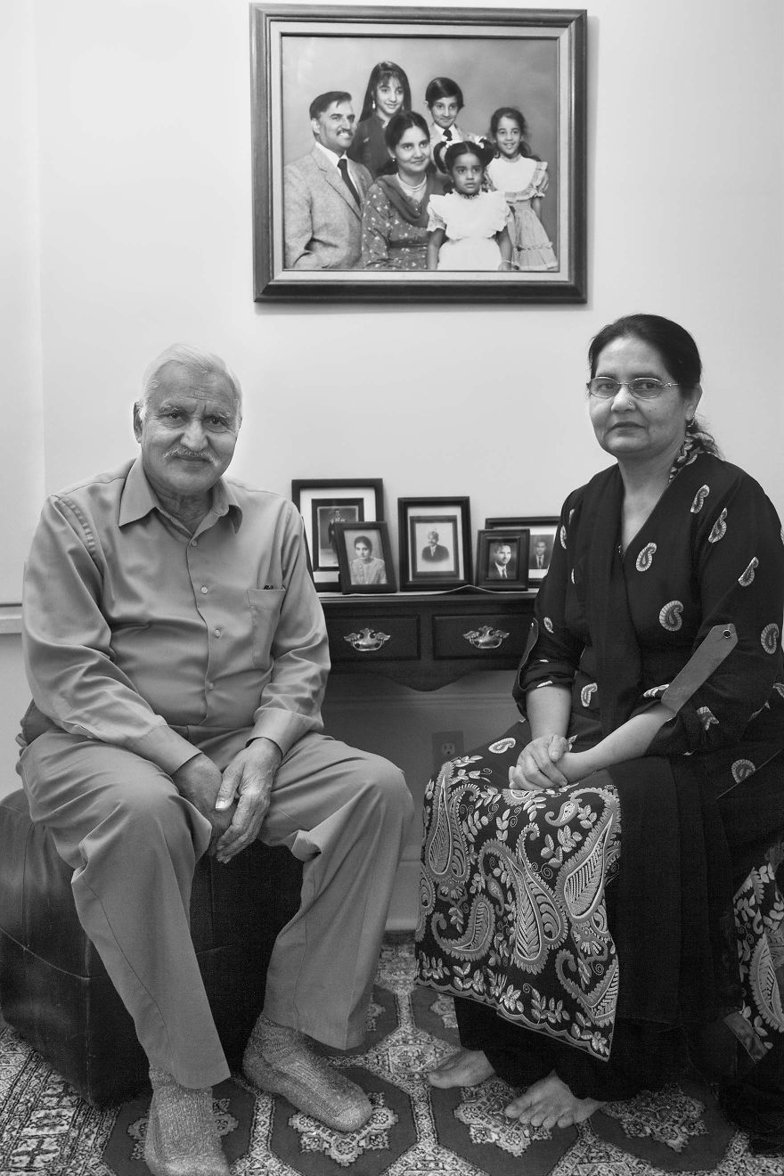I Photograph Pakistani Families That Experienced Painful Separation I Photograph Pakistani Families That Experienced Painful Separation