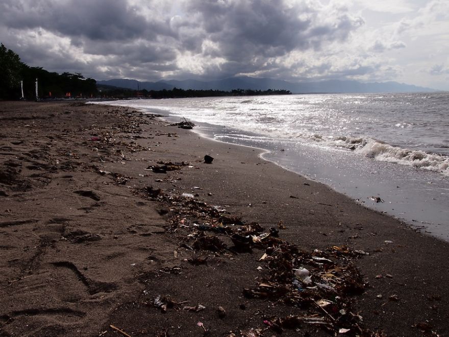 Lovina Beach Plastic Trashed