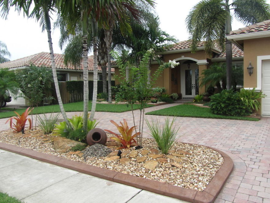 Most Fantastic Pictures Of Front Yard Landscaping Ideas With Stones
