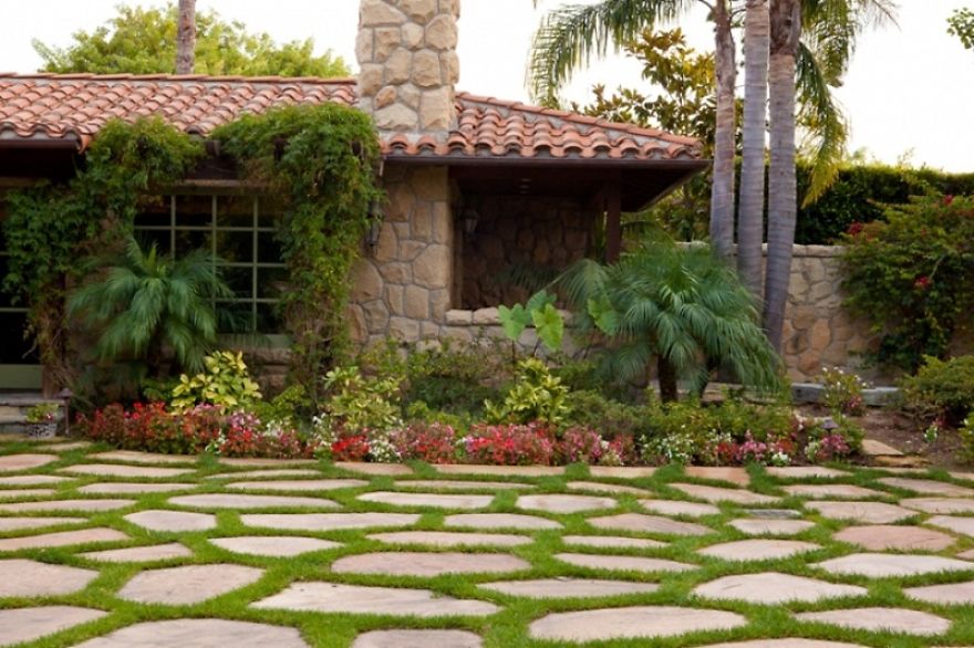 Most Fantastic Pictures Of Front Yard Landscaping Ideas With Stones
