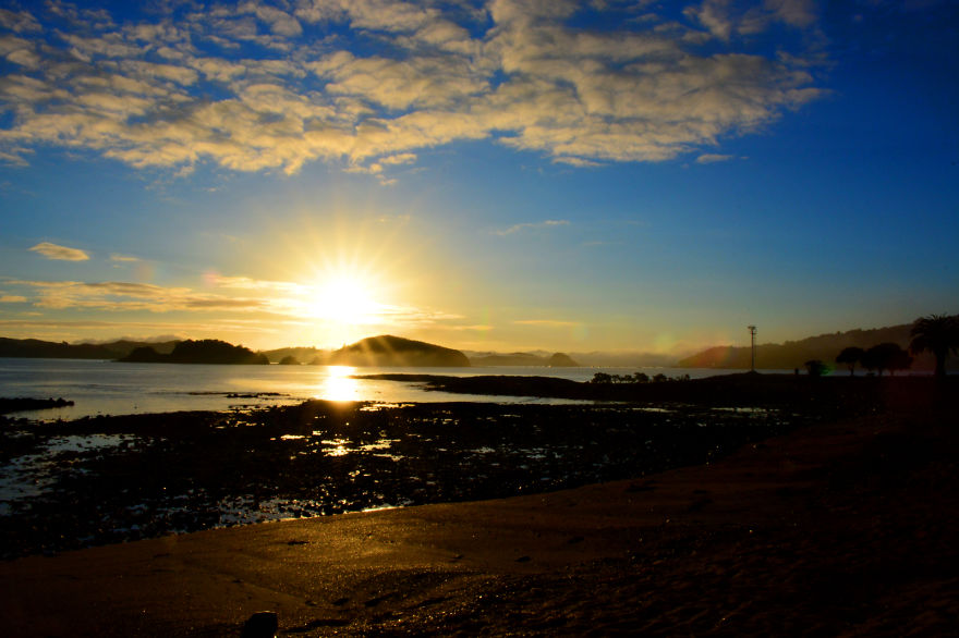 Sunrise At Piahia, Bay Of Islands New Zealand