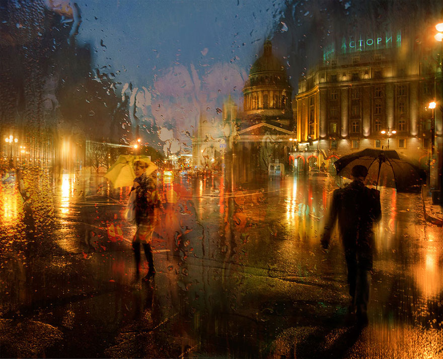 Rainy Russian Street Photography Looks Like Oil Paintings