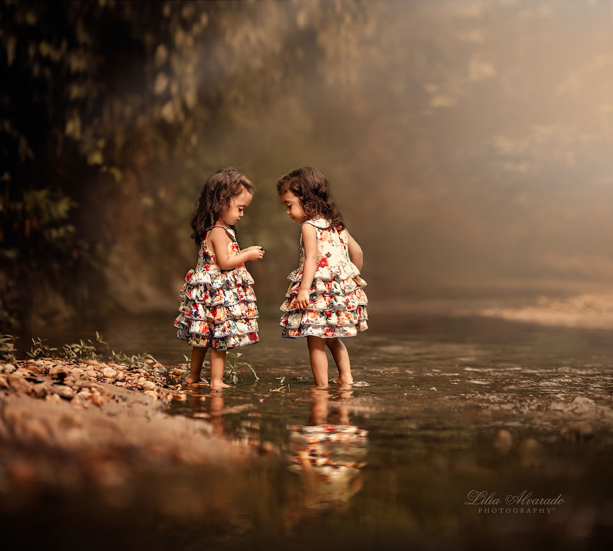 Two Twins Who Survived Their Birth Syndrome Inspired Me To Start Photography