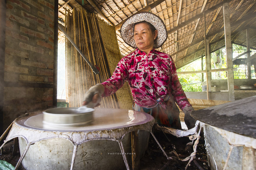 Viet Nam - Can Tho Traditional Chow Fun Making Craft