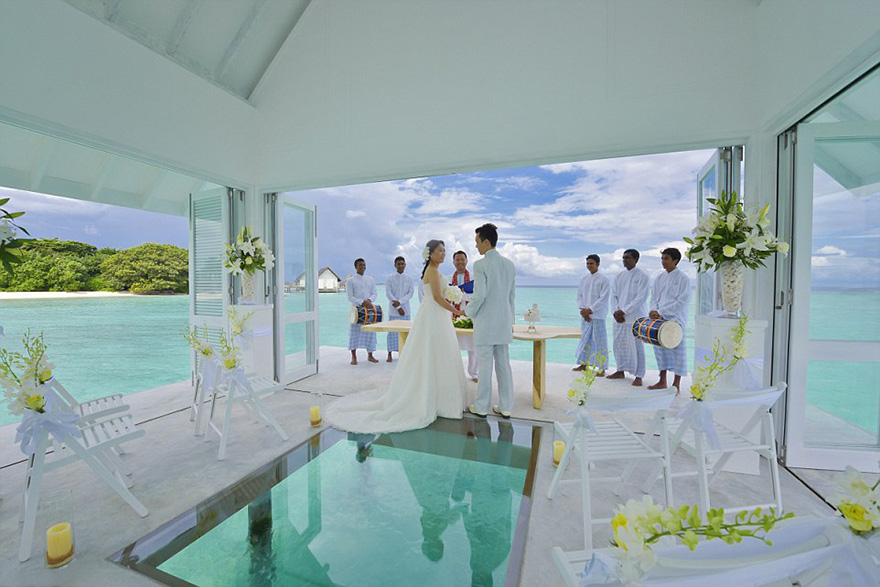 wedding-pavilion-water-landaa-giraavaru-maldives-4