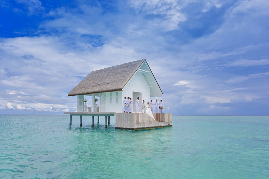 wedding-pavilion-water-landaa-giraavaru-maldives-9