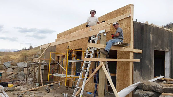 These Retired Builders Volunteer Their Time To Build Homes For Washington Wildfire Survivors.