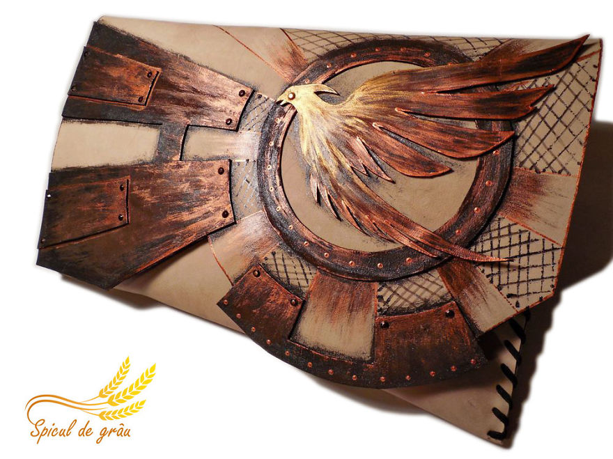 I Use Metallic Paint To Create Steampunk And Gothic Leather Clutches