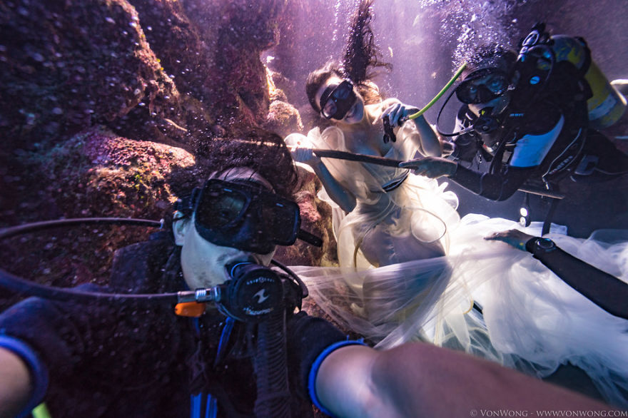Photographer Tied A Model Up In Shark-infested Waters