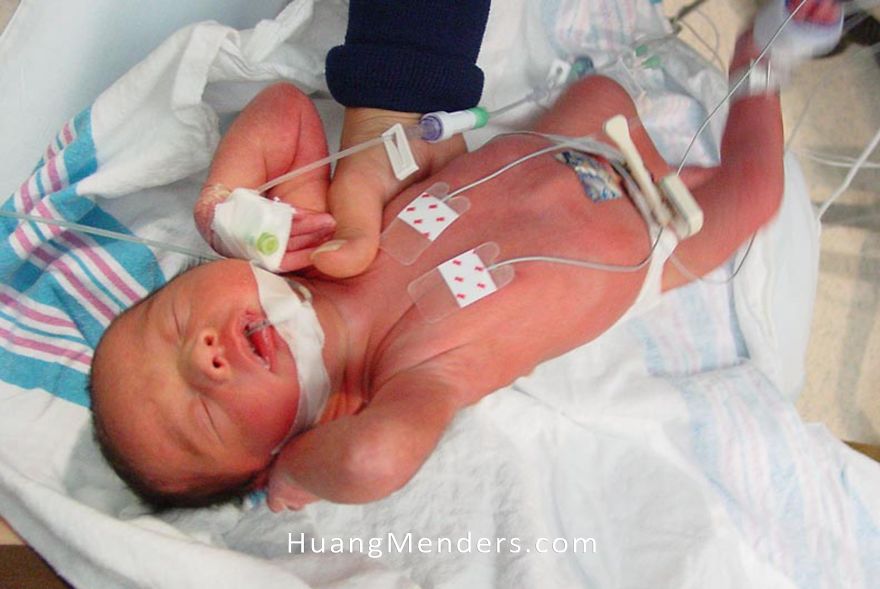 I Spent 3 Weeks At The Hospital Where I Photographed My Premature Baby