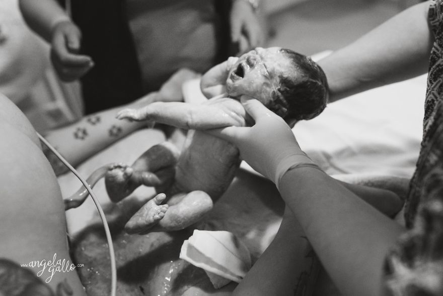 I Document The Raw Beauty Of Birth To Challenge People's Perceptions