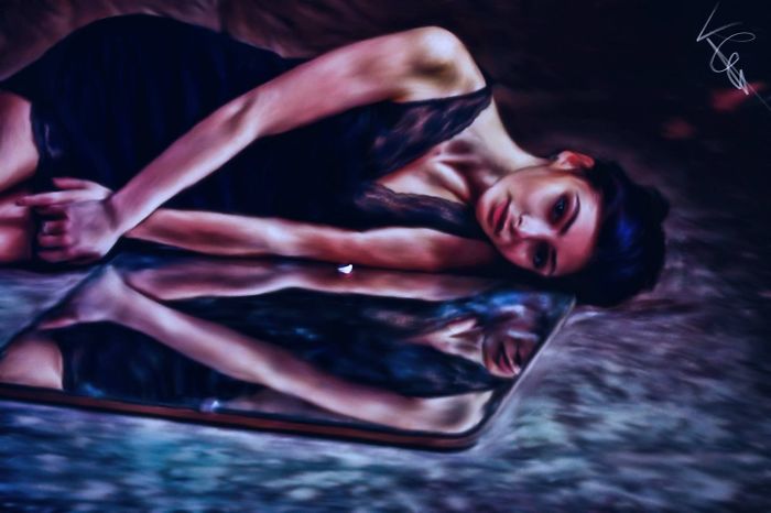 Artist Makes Beautiful Digital Portraits