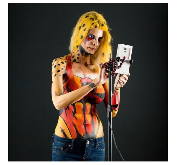 Artist Transforms Herself Into Comic Book Heroes And Villains Using Just Body Paint