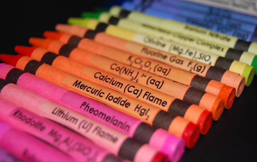 crayons-chemical-elements-labels-kids-learn-periodic-table-1