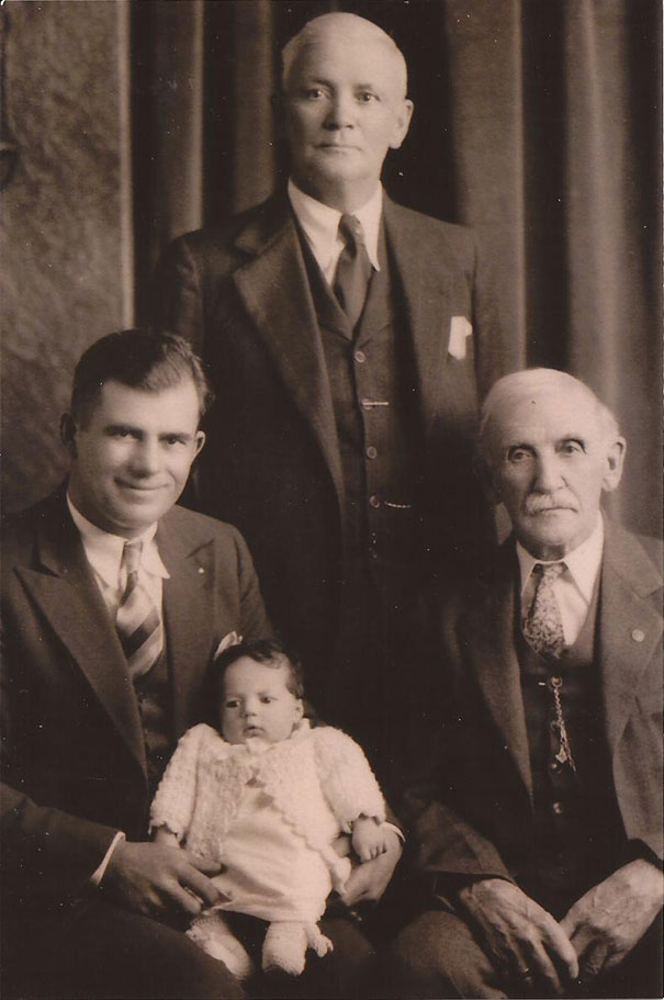 My Mom Just Showed Me This Picture Of "4 Generations," Taken In 1933. My Grandpa Is The Baby