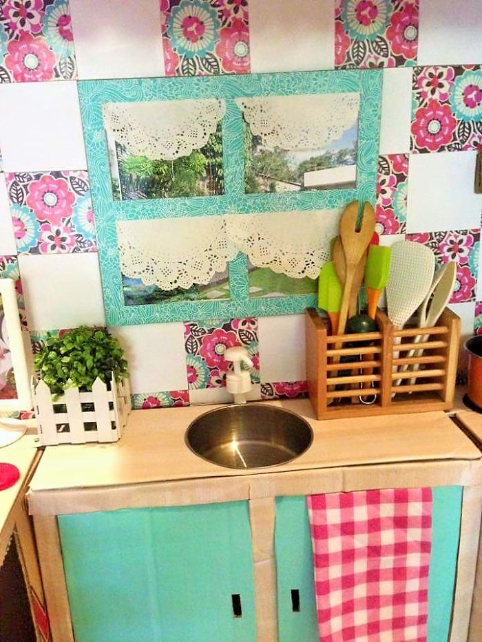 How To Create A Mini Cardboard Kitchen For Your Toddler