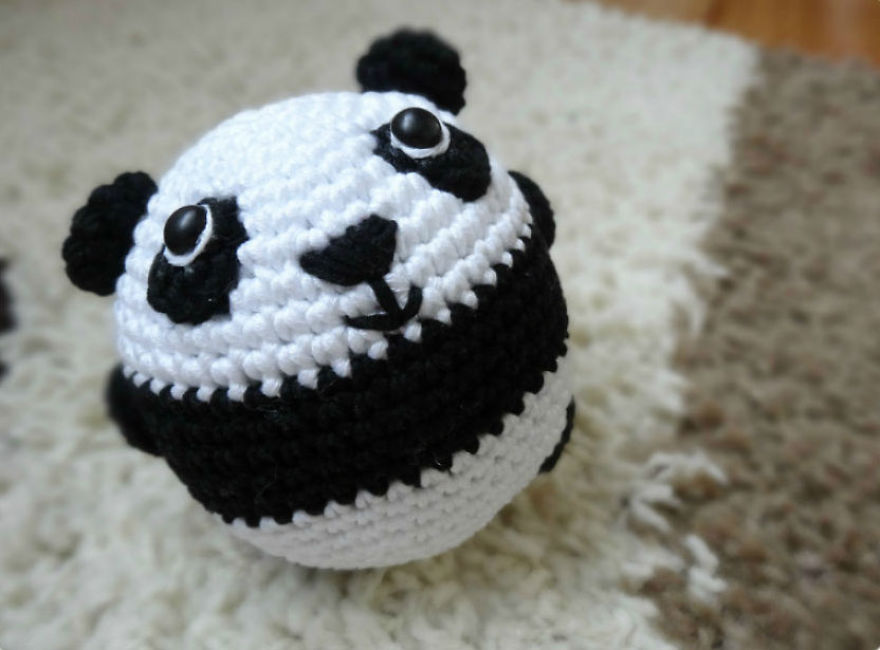 I Crocheted This Panda To Prove That Crocheting Is Easy