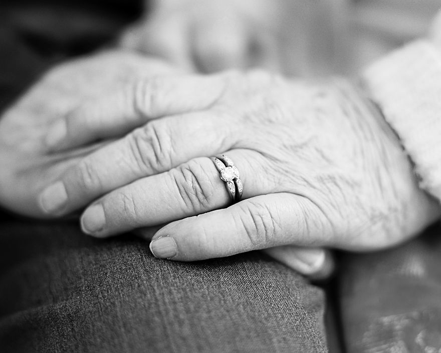 I Documented 609 Years Of Love Stories That Grow Better With Age